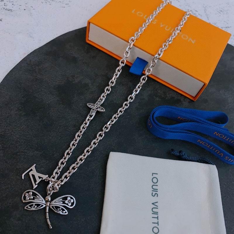 LV Necklaces 10